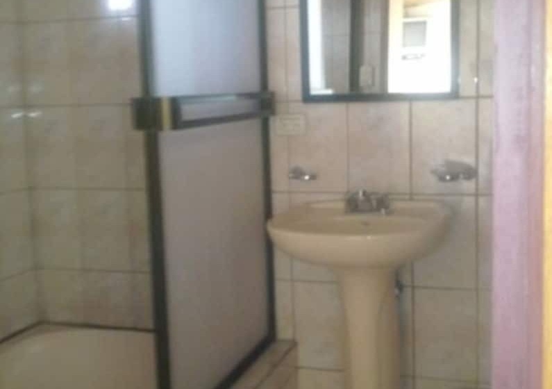 酒店 La Guaria Inn & Suites