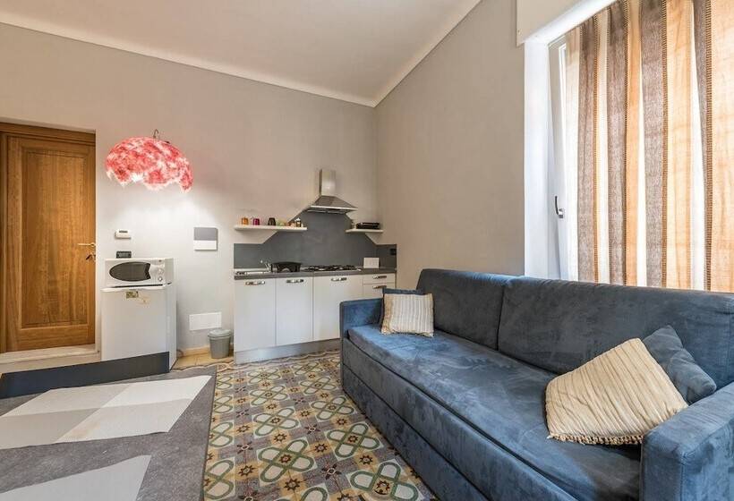 ホテル La Pajassa