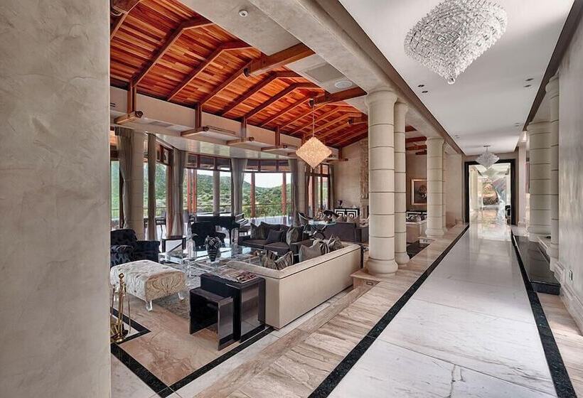 בית מלון כפרי Lejwe La Metsi Game Farm Pty Ltd