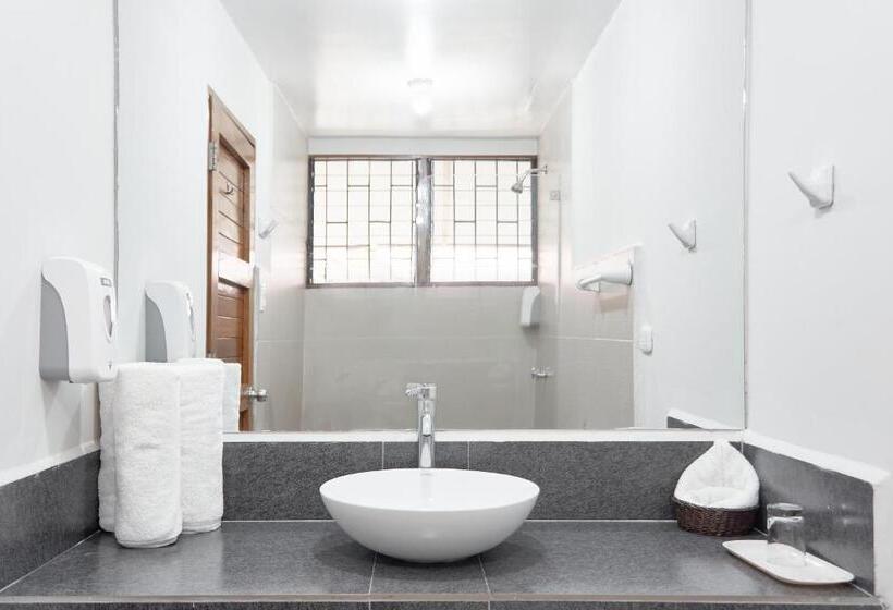 Manish Hotel Ecólogico