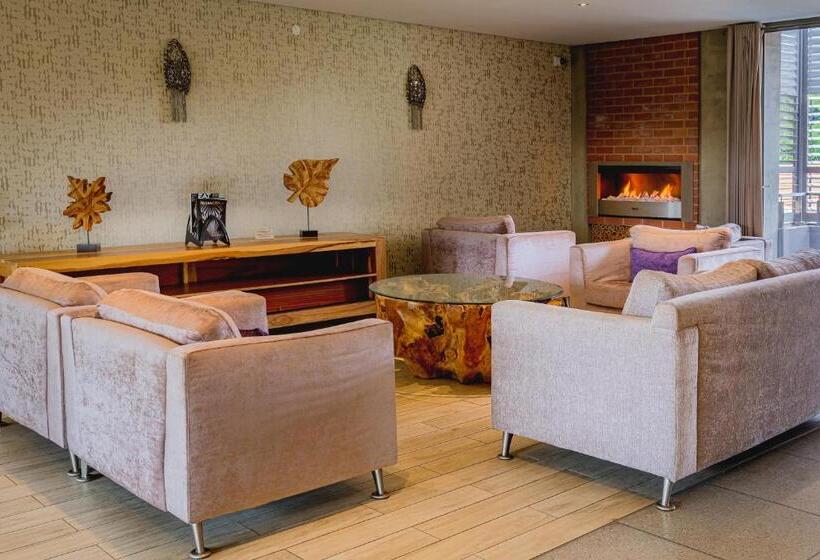 בית מלון כפרי Menlyn Boutique