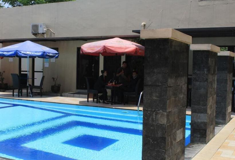 Metro Hotel Jababeka