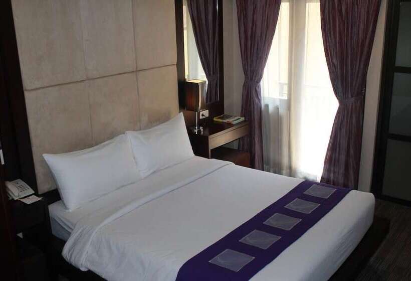 Metro Hotel Jababeka