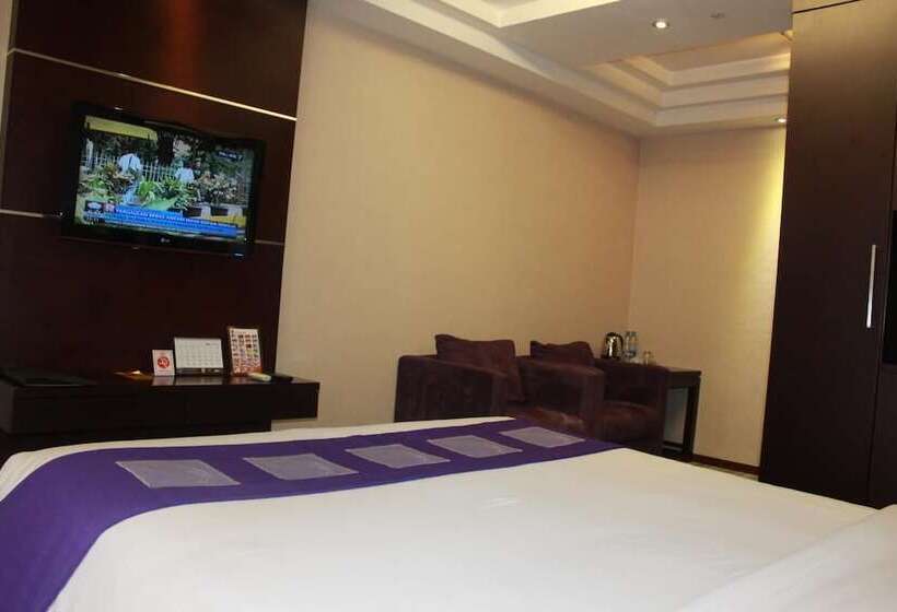 Metro Hotel Jababeka