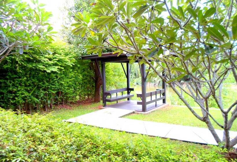 호텔 Naraya Riverside Resort