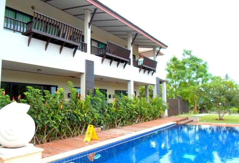 호텔 Naraya Riverside Resort