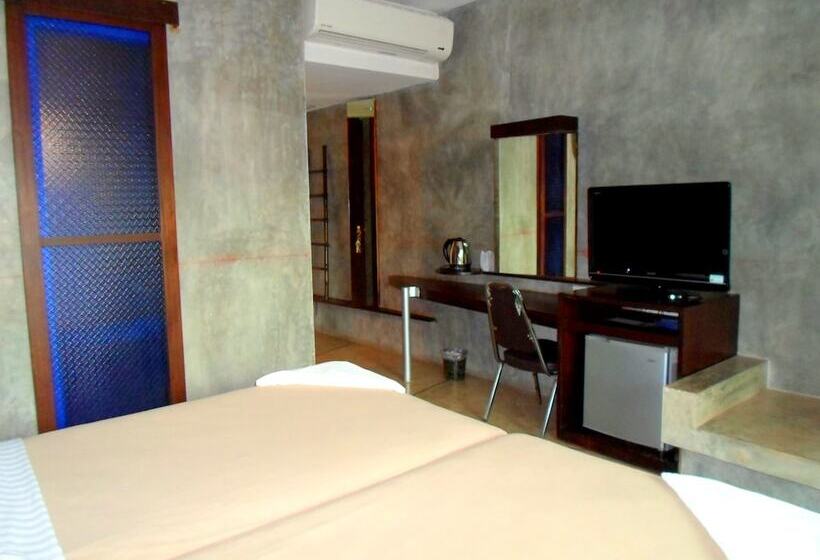 호텔 Naraya Riverside Resort