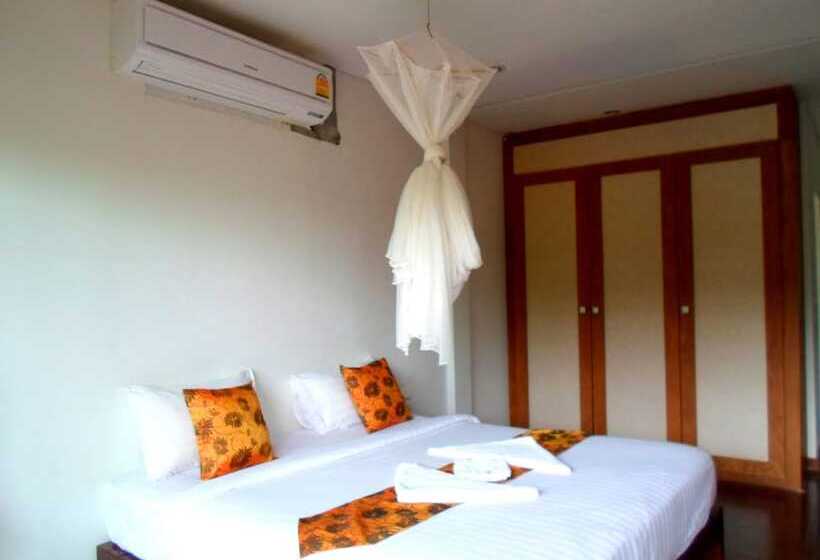 호텔 Naraya Riverside Resort