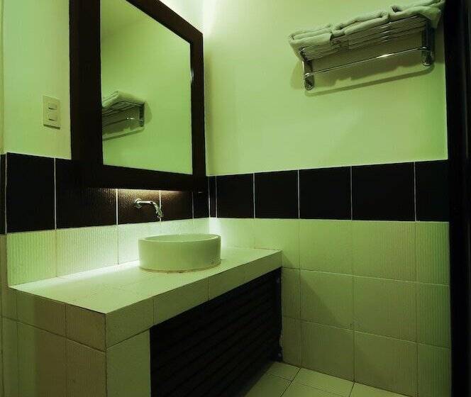 هتل Ong Bun Pension House