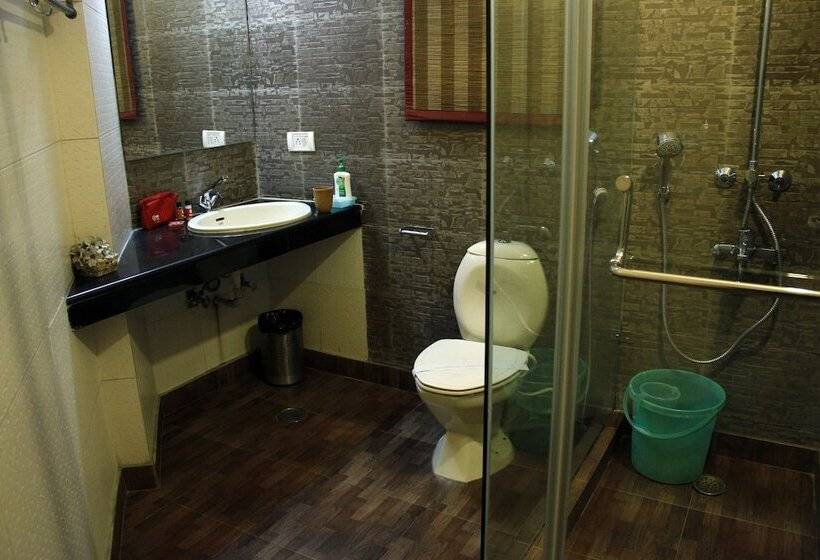 ホテル Oscar Regency