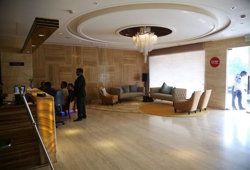 ホテル Oscar Regency