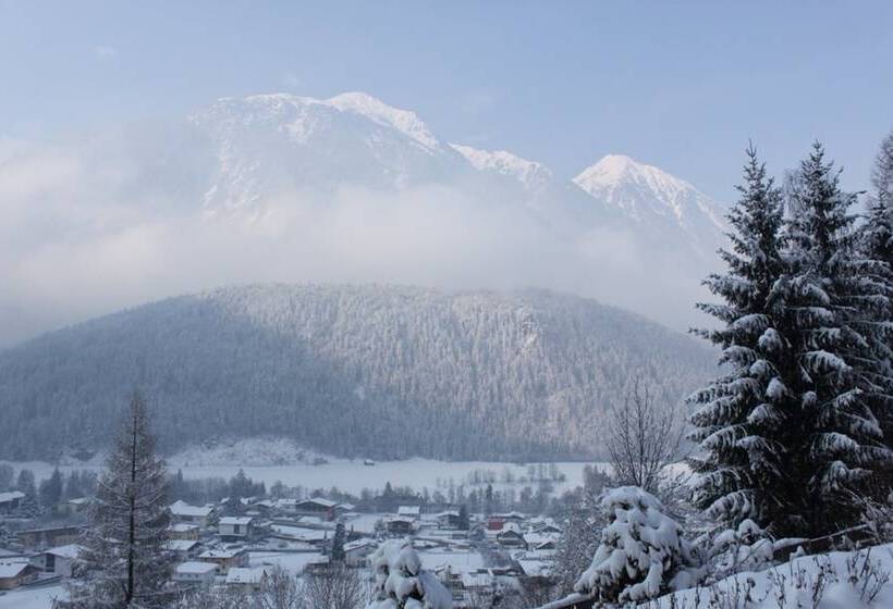 فندق Panorama Appartements Mora