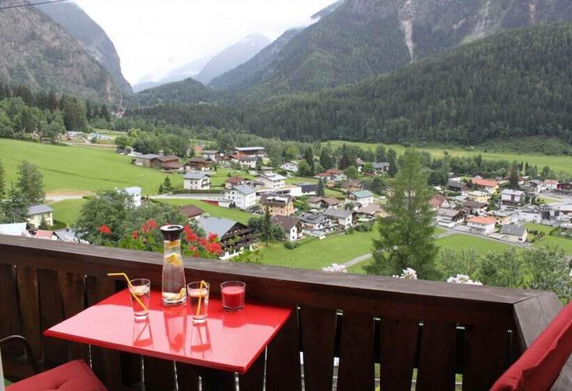 فندق Panorama Appartements Mora