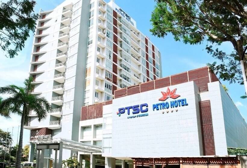 هتل Petro