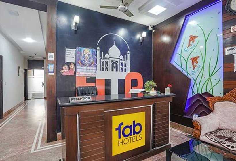 ホテル Fabexpress Taj Prince