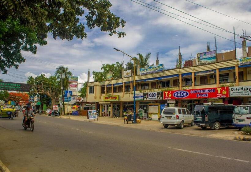 Отель Remari Tourist Inn