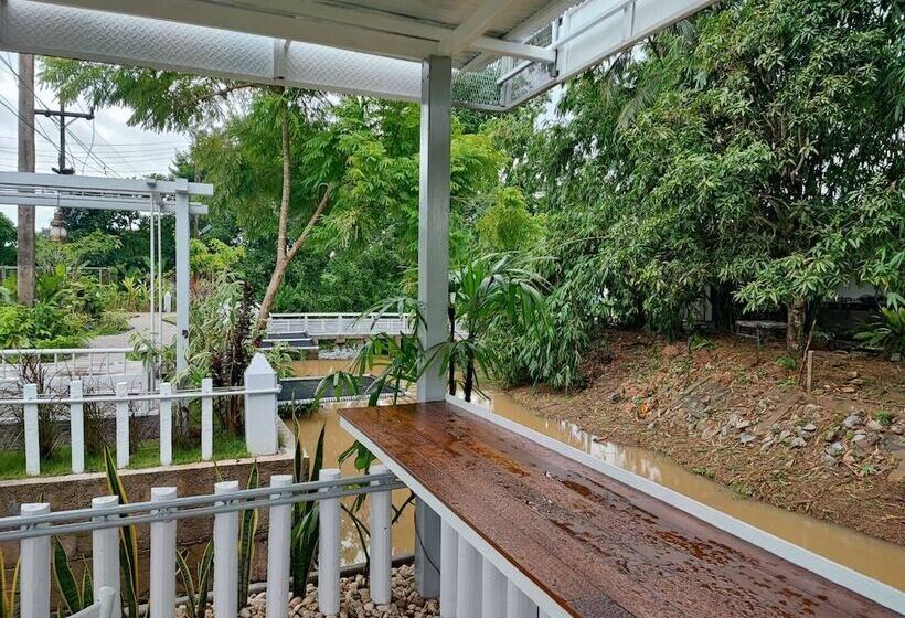 בית מלון כפרי Rua Rasada Express