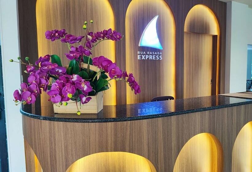 בית מלון כפרי Rua Rasada Express