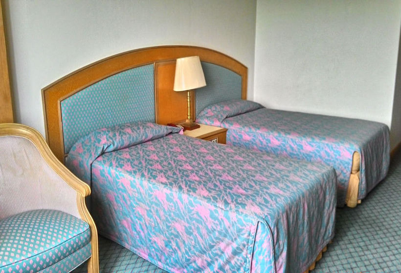 Отель Siam Thani