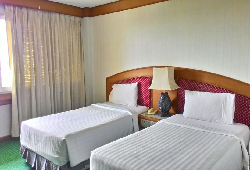 Отель Siam Thani