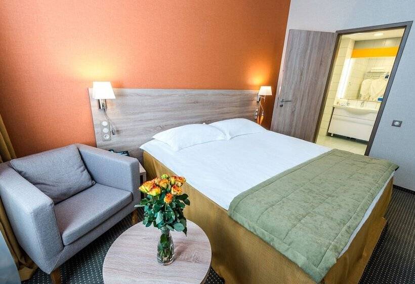 בית מלון כפרי Skyexpo