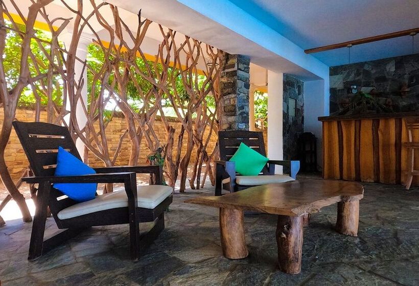 Отель Thaulle Ayurveda Resort   Yala