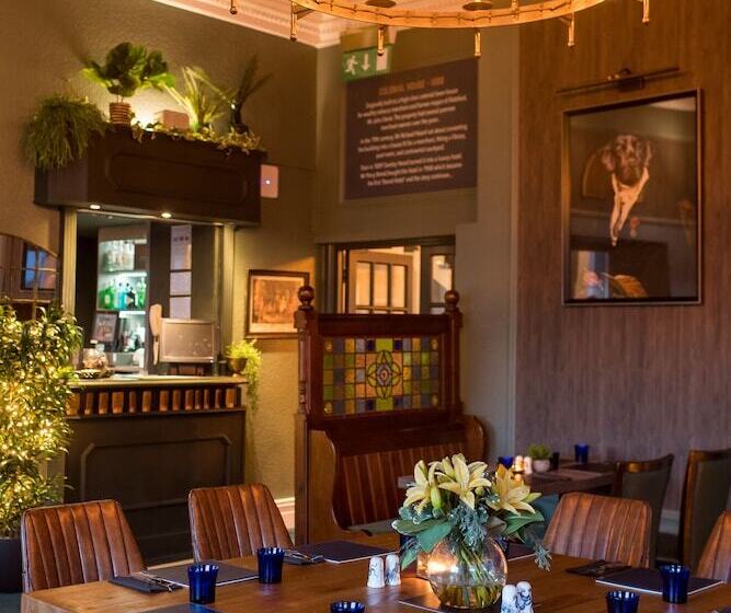 Отель The Royal