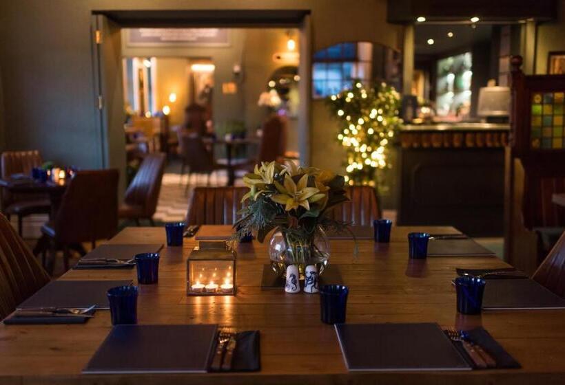 בית מלון כפרי The Royal