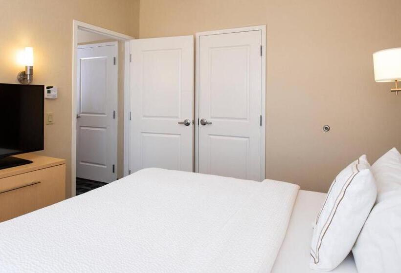 فندق Towneplace Suites By Marriott Bakersfield West