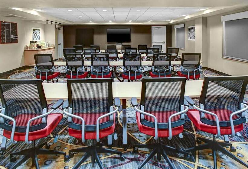 فندق Towneplace Suites By Marriott Bakersfield West