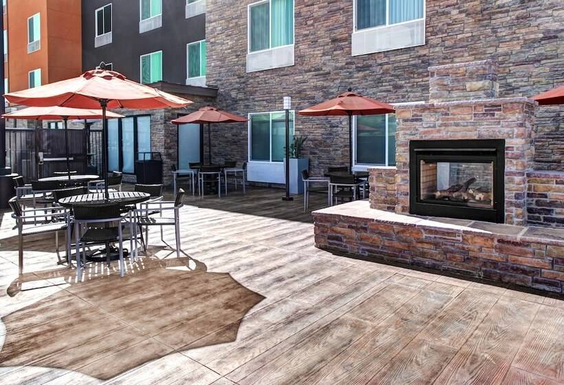 فندق Towneplace Suites By Marriott Bakersfield West