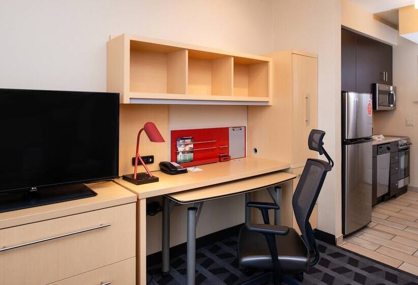 فندق Towneplace Suites By Marriott Bakersfield West