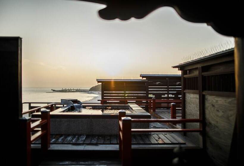 酒店 Wakamatsu Chita Hot Spring Resort