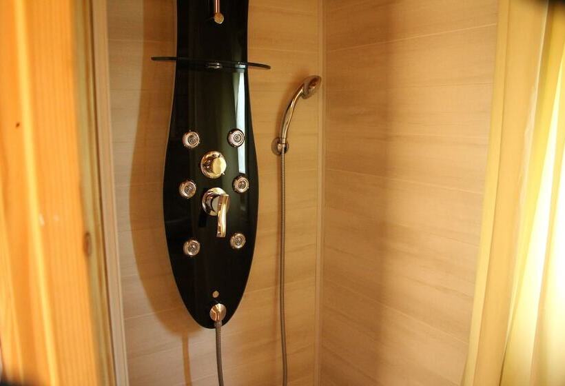 בית מלון כפרי Western City