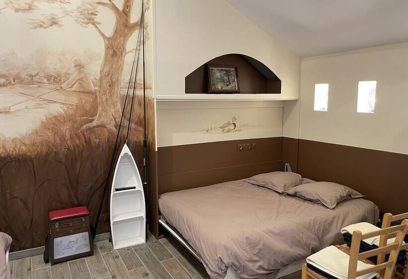 בית מלון כפרי Western City