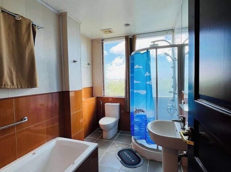 Marina Palawan Resort