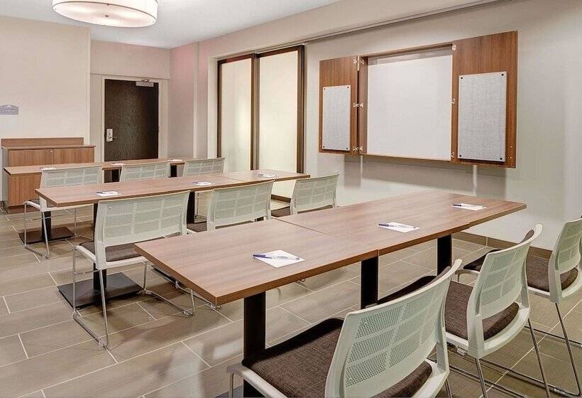 Microtel Inn & Suites By Wyndham Philadelphia Airport Ridley Park