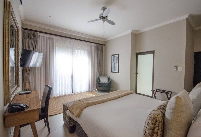 Monomotapa Village At Legend Golf & Safari Resort