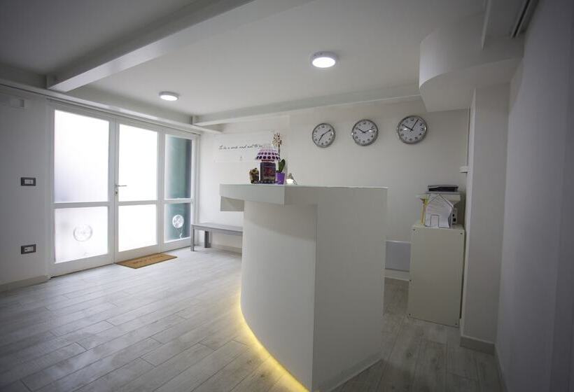 Ostello Dei Sassi   Matera Hostels