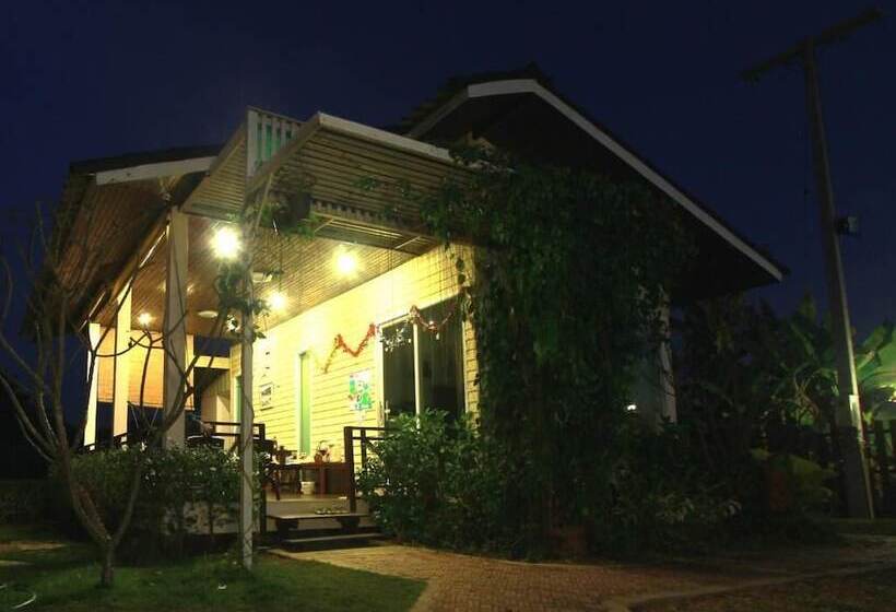 بنسيون Baan Rim Klong Resort