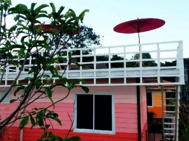 펜션 Baan Sri Chiang Dao