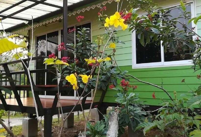 펜션 Baan Sri Chiang Dao