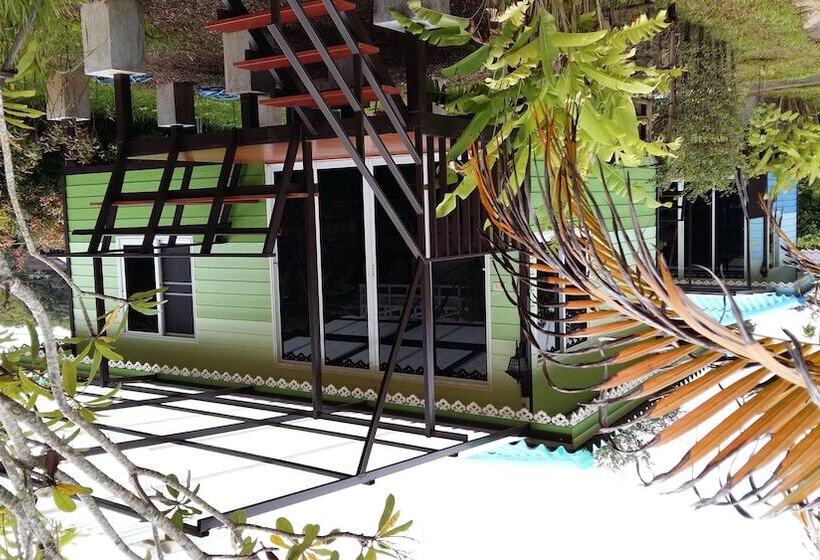 ペンション Baan Sri Chiang Dao