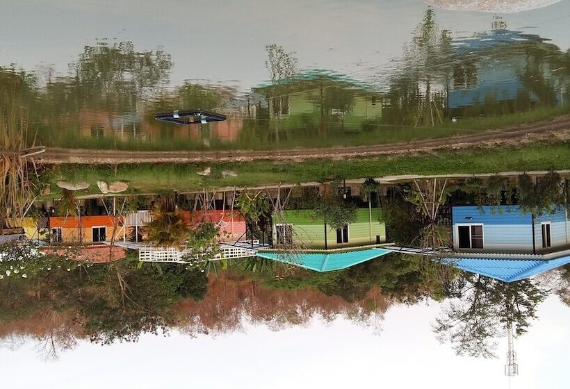 ペンション Baan Sri Chiang Dao