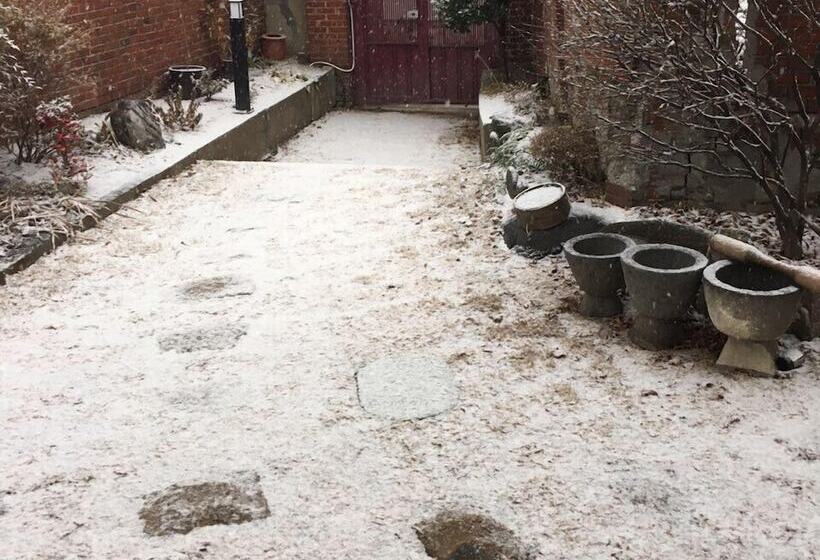 ペンション Hans House