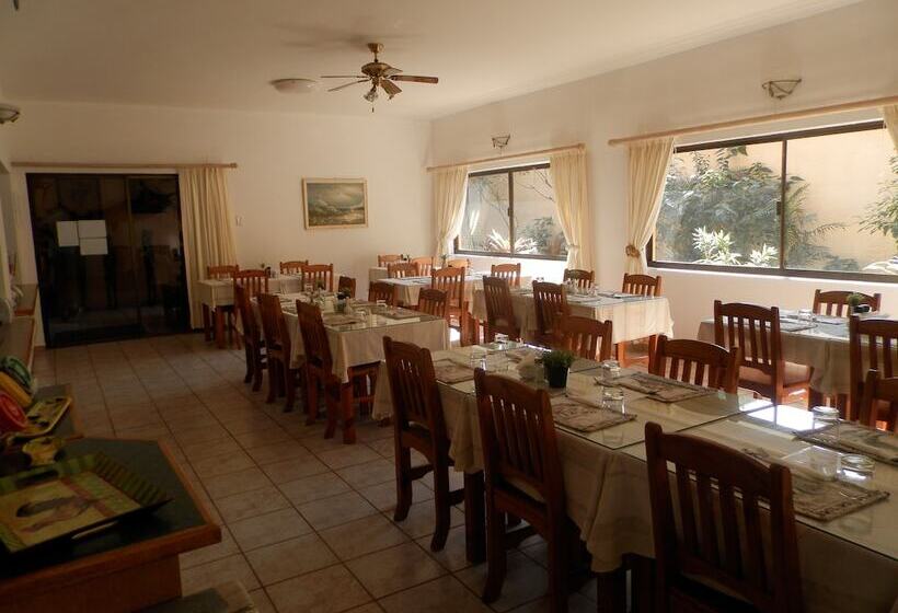 膳宿费 Lake St Lucia Lodge