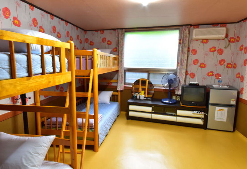 بنسيون Jangwon Parktel