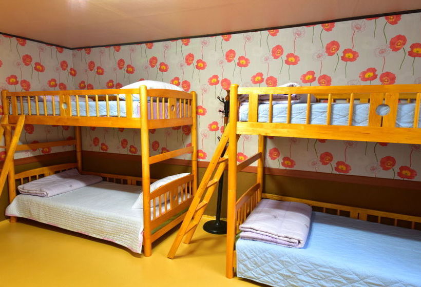 بنسيون Jangwon Parktel