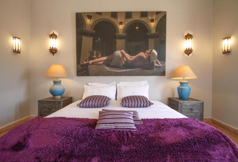 پانسیون Le Cazar