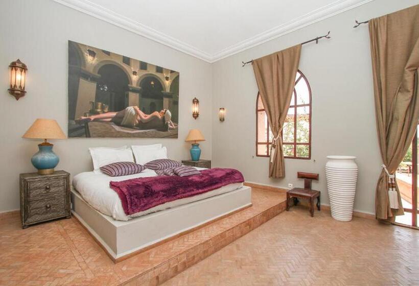 پانسیون Le Cazar